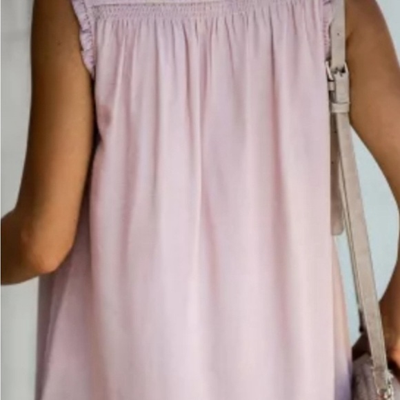 💙 Pink Blouse - Picture 3 of 8